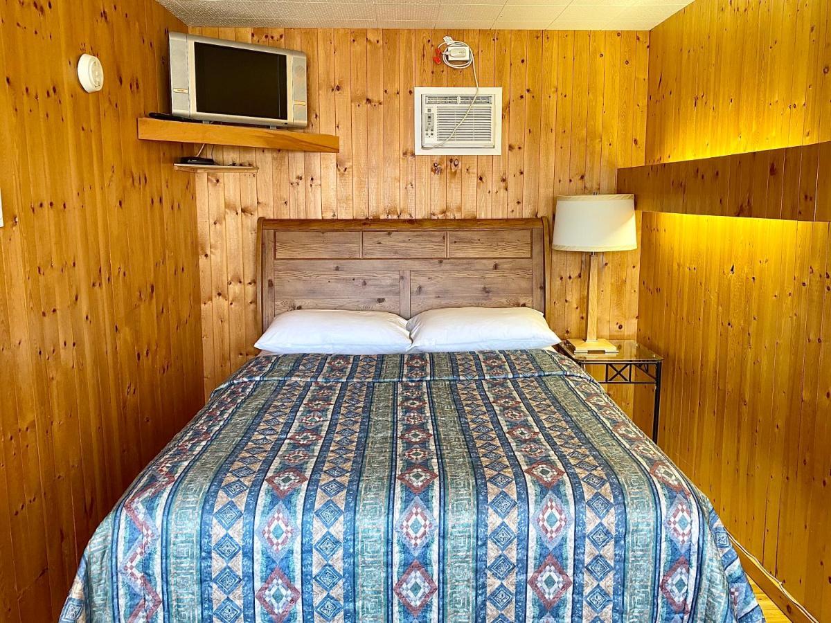 The Waterfront Motel Grand Barachois Eksteriør billede