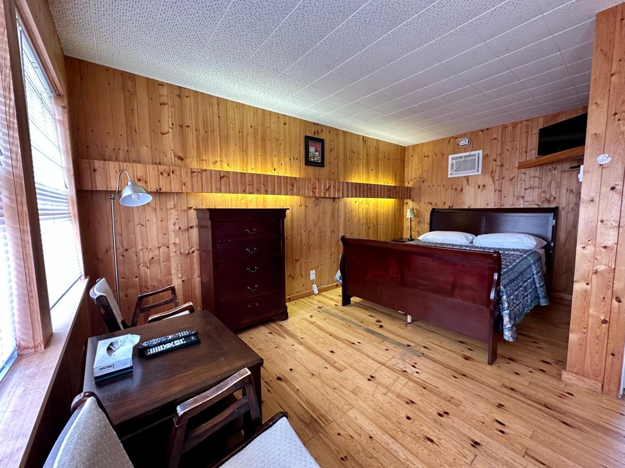 The Waterfront Motel Grand Barachois Eksteriør billede