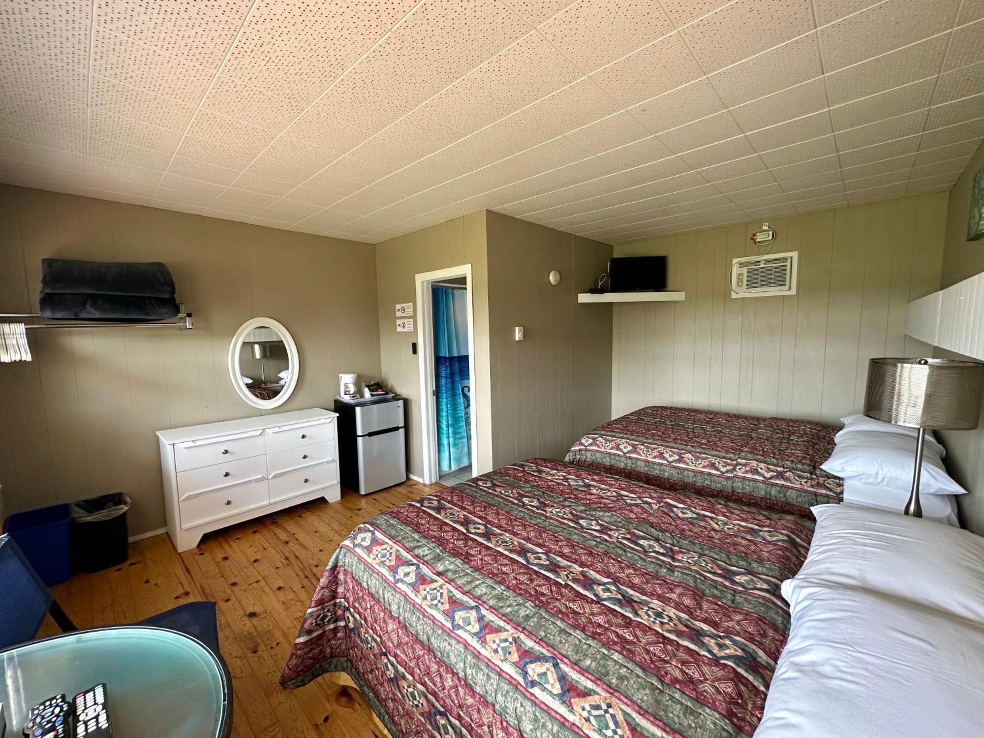 The Waterfront Motel Grand Barachois Eksteriør billede