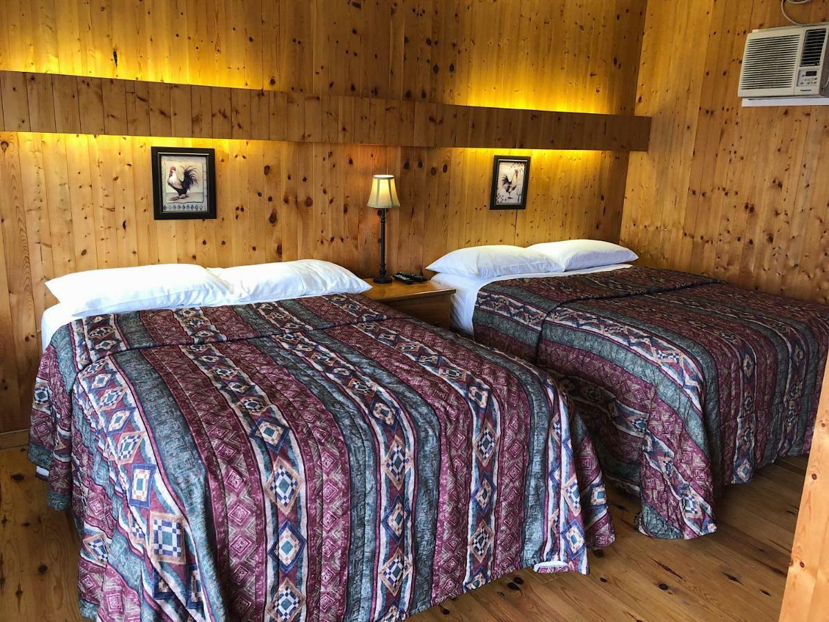 The Waterfront Motel Grand Barachois Eksteriør billede