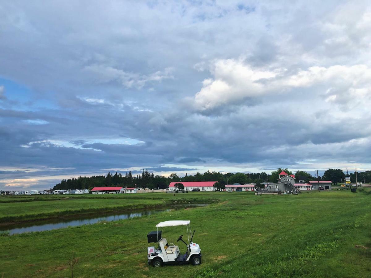 The Waterfront Motel Grand Barachois Eksteriør billede